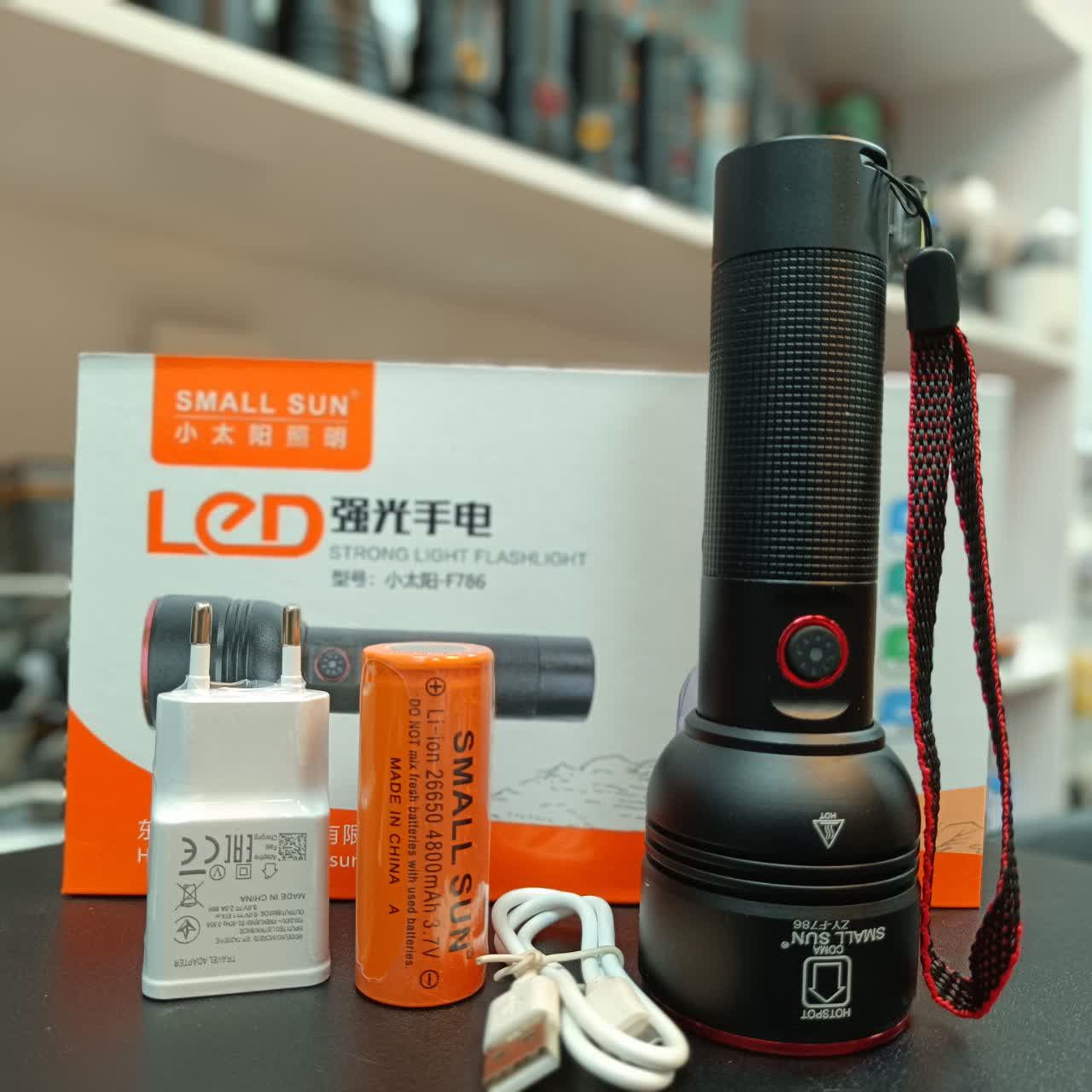 چراغ قوه زوم دار پلیسی اسمال سان ZY-F786